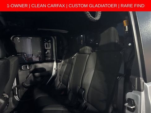 Used 2022 Jeep Gladiator Mojave AWD/4WD image 36