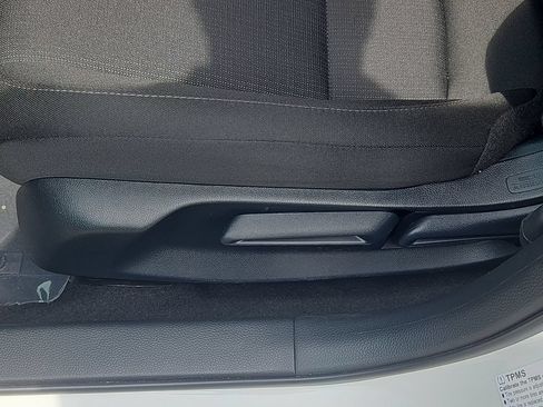 Certified 2025 Honda Civic LX image 17