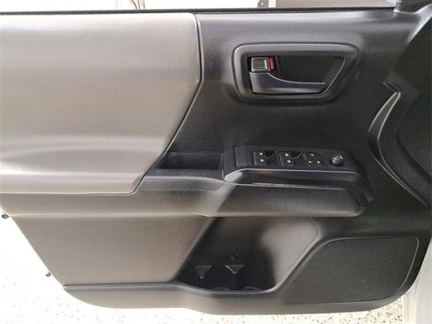 Used 2021 Toyota Tacoma SR image 21