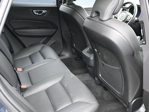 Used 2025 Volvo XC60 B5 Plus AWD/4WD image 12