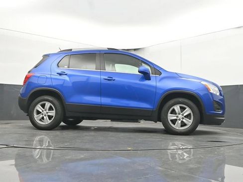 Used 2015 Chevrolet Trax LT w/ LT Plus Package AWD/4WD image 42