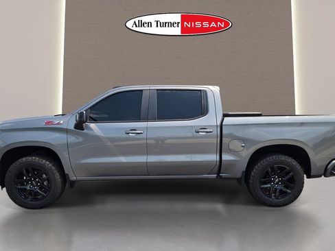 Used 2022 Chevrolet Silverado 1500 RST w/ LPO, Blackout Package AWD/4WD image 12