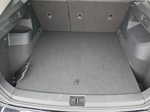 Used 2026 Volkswagen Tiguan S FWD image 6