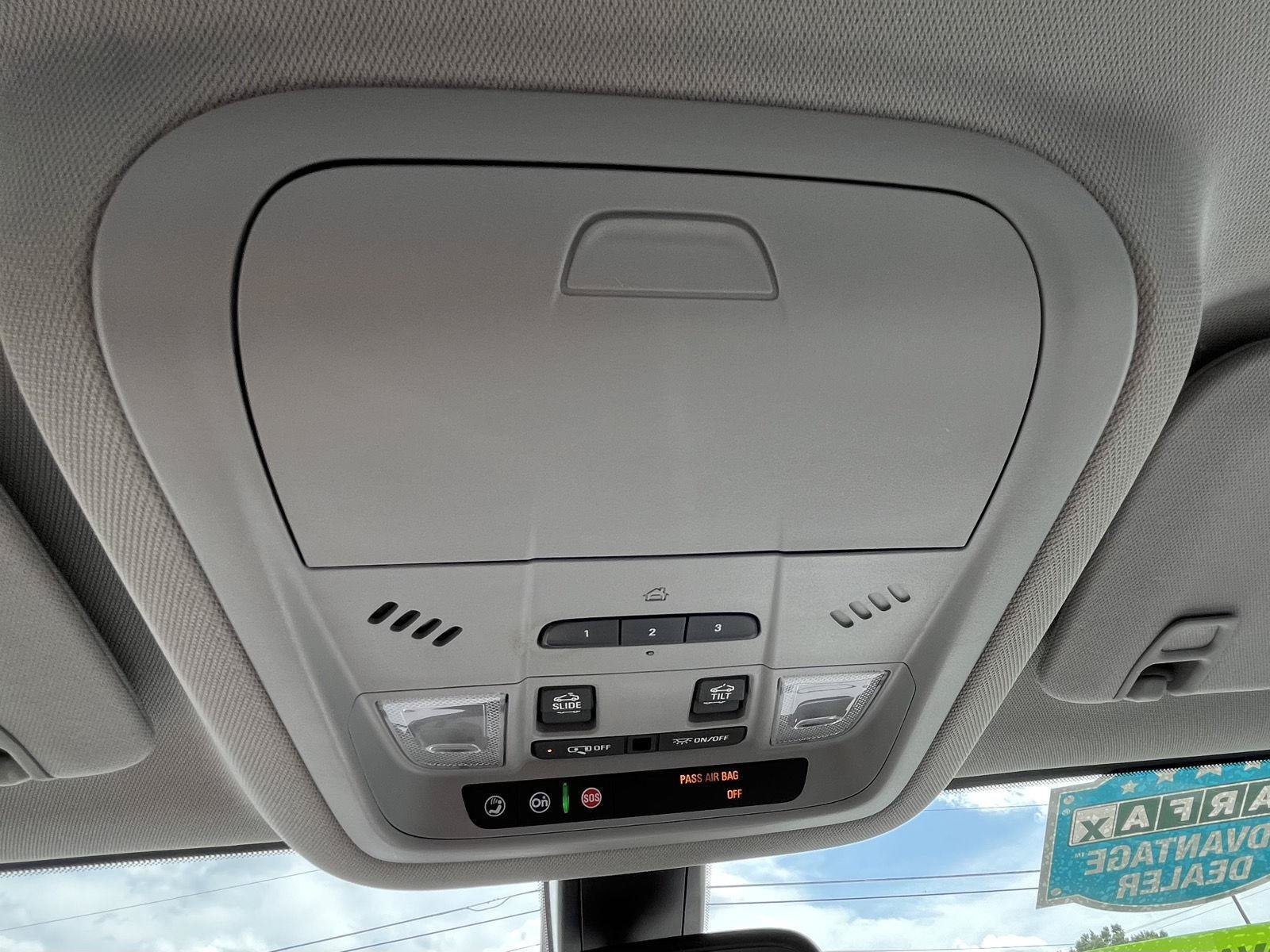 Used 2019 GMC Acadia SLT w/ LPO, Floor Liner Package FWD image 13