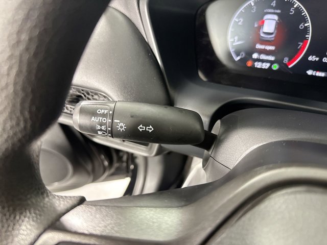Used 2025 Honda HR-V LX image 16