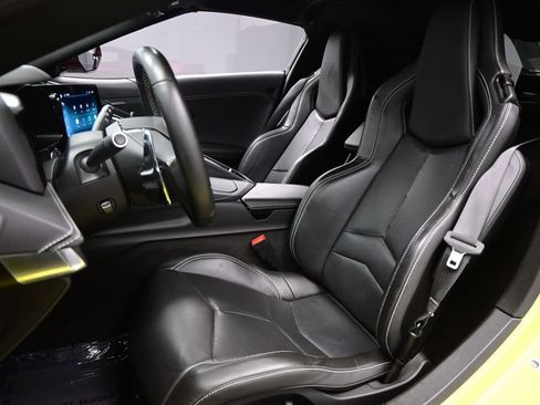 Used 2024 Chevrolet Corvette Stingray Coupe w/ Z51 Performance Package RWD image 9