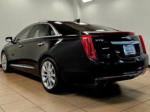 Used 2017 Cadillac XTS Luxury image 6