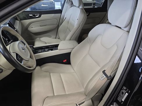 Used 2020 Volvo XC60 T5 Inscription w/ Protection Package Premier FWD image 4