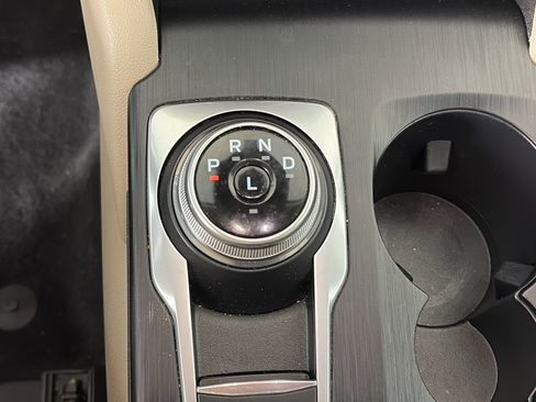 Used 2022 Ford Escape SEL image 28