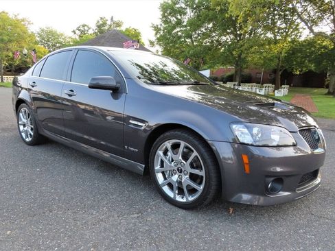 Used 2009 Pontiac G8 GXP RWD image 5