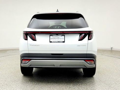 Used 2025 Hyundai Tucson Limited AWD/4WD image 6
