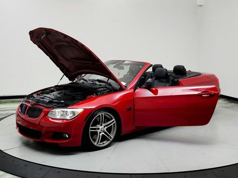 Used 2012 BMW 335is Convertible image 9