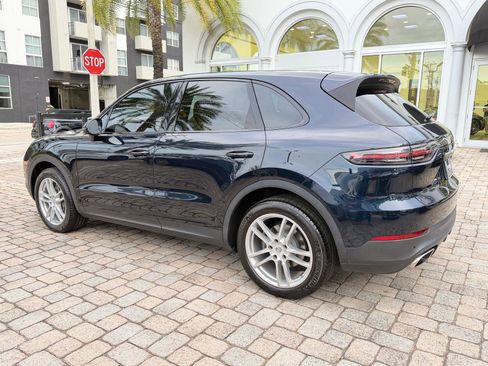 Used 2020 Porsche Cayenne image 14