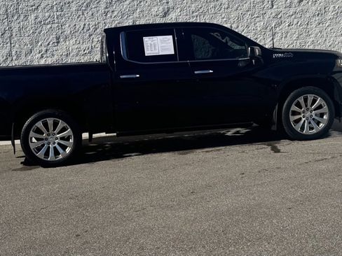 Used 2019 Chevrolet Silverado 1500 High Country image 16