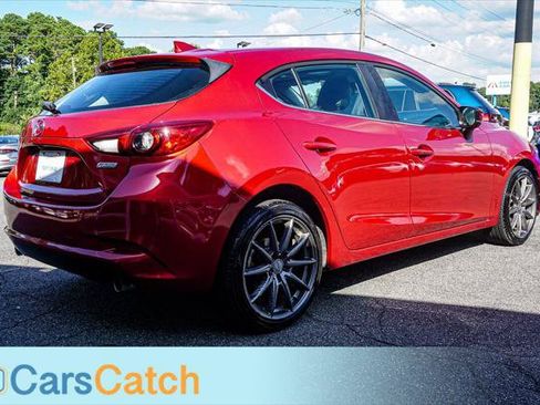 Used 2018 MAZDA MAZDA3 Touring FWD image 15