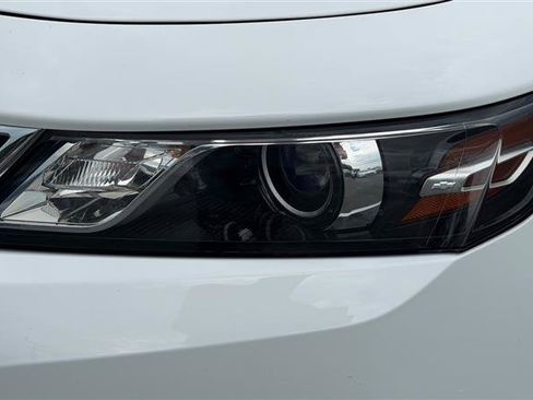 Used 2018 Chevrolet Impala LT w/ LT Leather Package FWD image 12