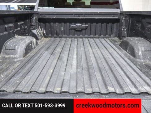 Used 2024 Chevrolet Silverado 2500 LT w/ Convenience Package image 59