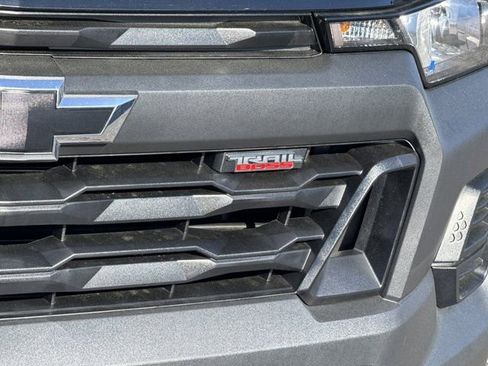 Used 2024 Chevrolet Colorado Trail Boss w/ Advanced Trailering Package image 3