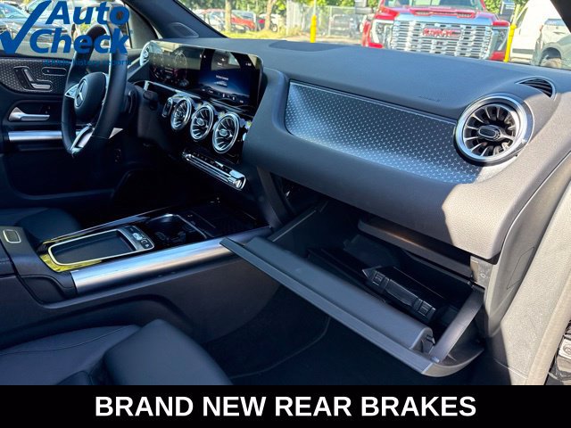 Used 2025 Mercedes-Benz GLA 250 4MATIC image 23