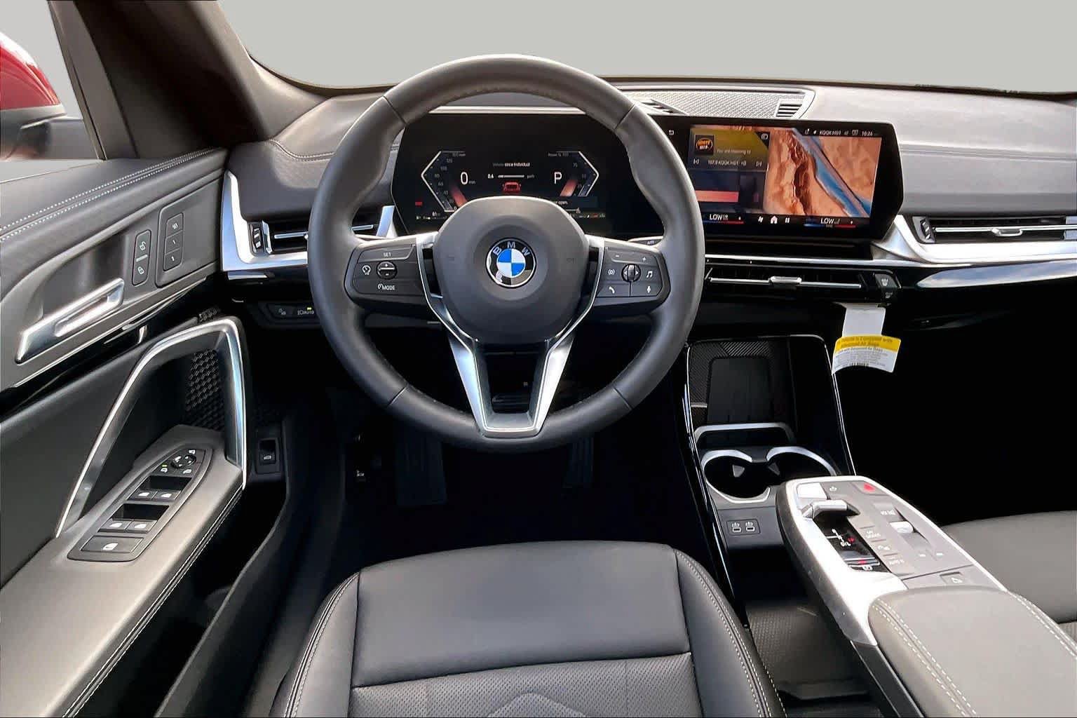 Used 2026 BMW X2 xDrive28i AWD/4WD image 5