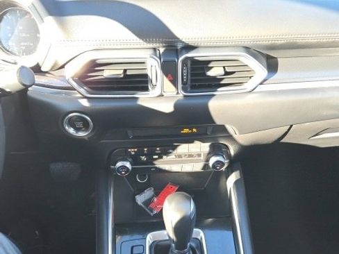 Used 2024 MAZDA CX-5 Carbon Edition image 12
