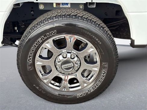 Used 2021 Ford F250 Lariat w/ Lariat Ultimate Package image 12