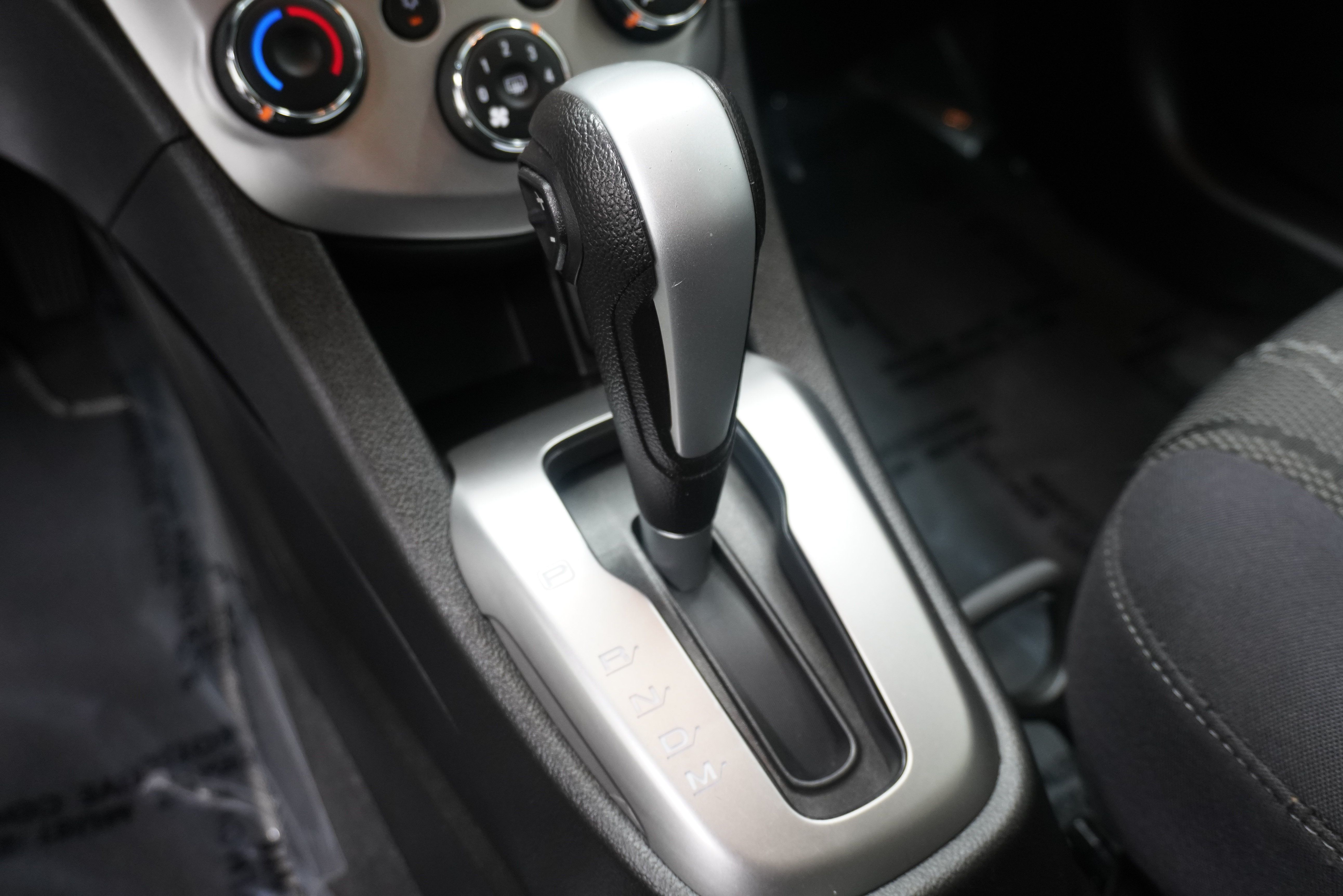 Used 2020 Chevrolet Sonic LT FWD image 18