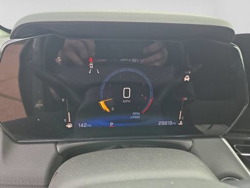 Used 2025 Chevrolet TrailBlazer LT FWD image 33