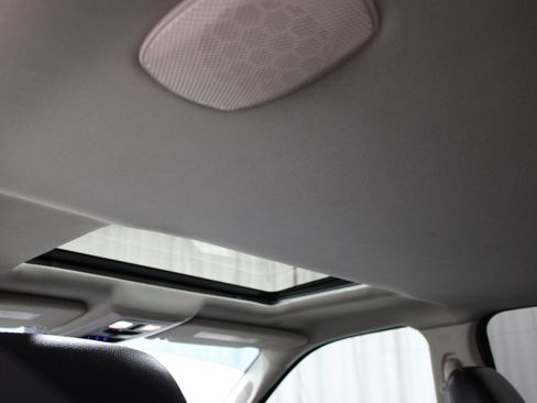 Used 2017 RAM 1500 Sport w/ Ignition Orange Sport Package image 22