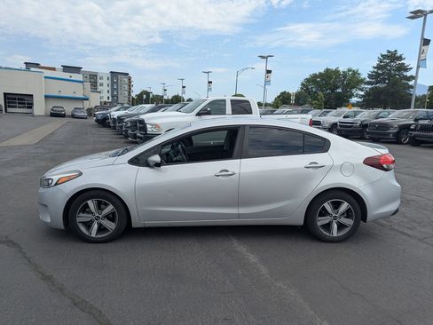 Used 2018 Kia Forte LX w/ LX Popular Package FWD image 8