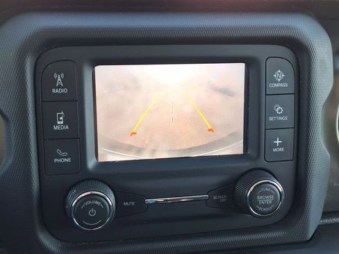 Used 2020 Jeep Wrangler Unlimited Sport image 19