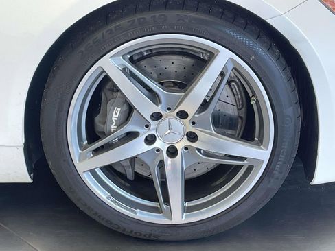 Used 2018 Mercedes-Benz AMG GT Roadster image 14