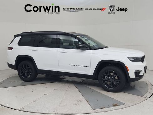 New 2025 Jeep Grand Cherokee L Limited image 1