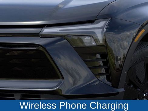 New 2026 Chevrolet Blazer EV LT image 10