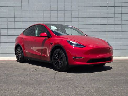 Used 2022 Tesla Model Y Long Range AWD/4WD image 6
