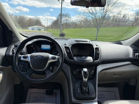 Used 2015 Ford Escape SE w/ Equipment Group 201A image 11