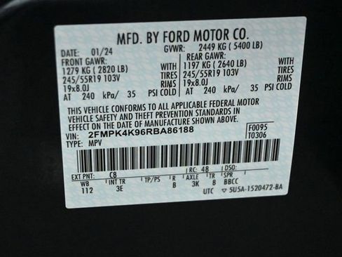 Certified 2024 Ford Edge Titanium image 36