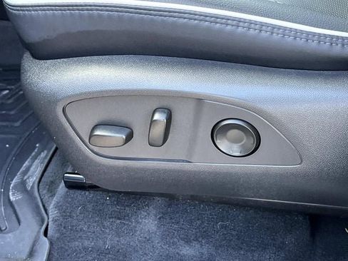 Used 2025 GMC Acadia Denali w/ Super Cruise Package image 31