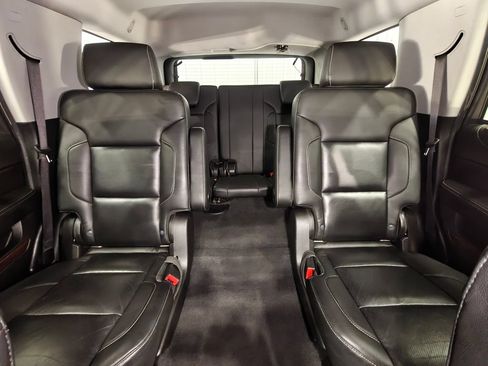 Used 2020 GMC Yukon SLT w/ Premium Edition AWD/4WD image 28
