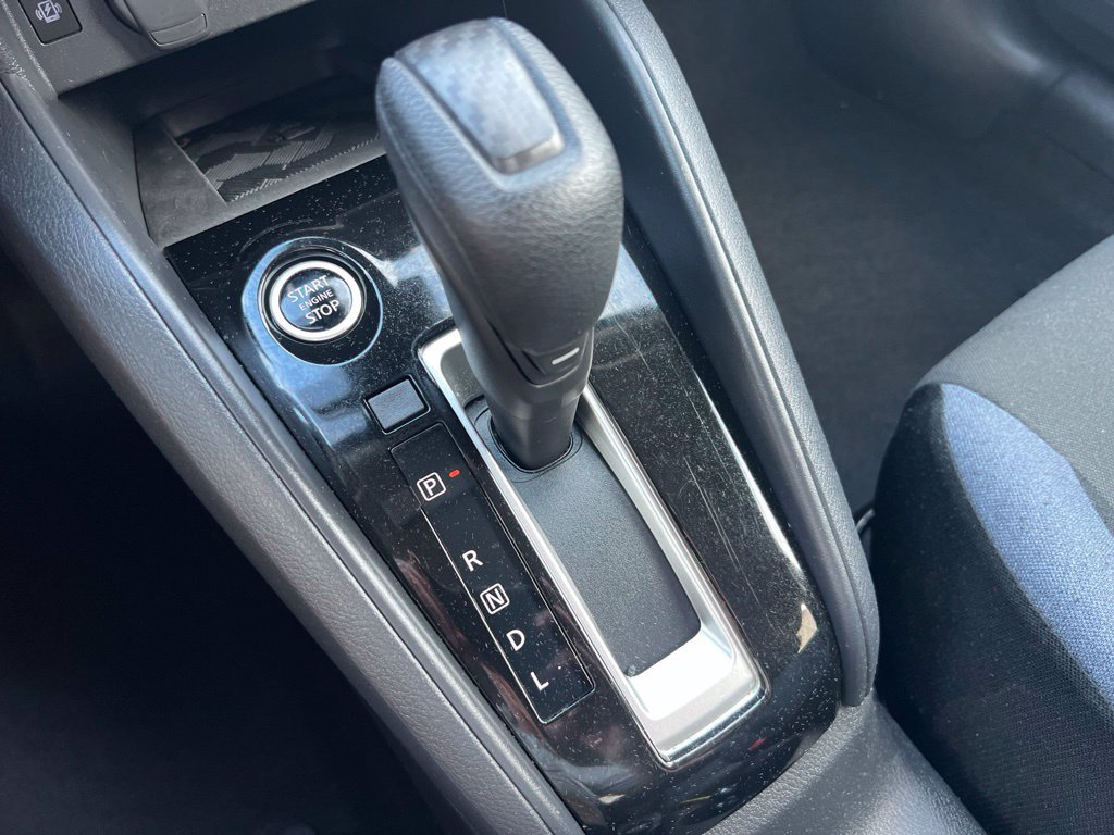 Used 2025 Nissan Versa SV FWD image 14