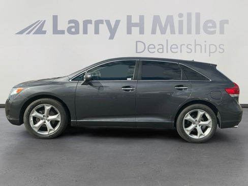 Used 2009 Toyota Venza image 2