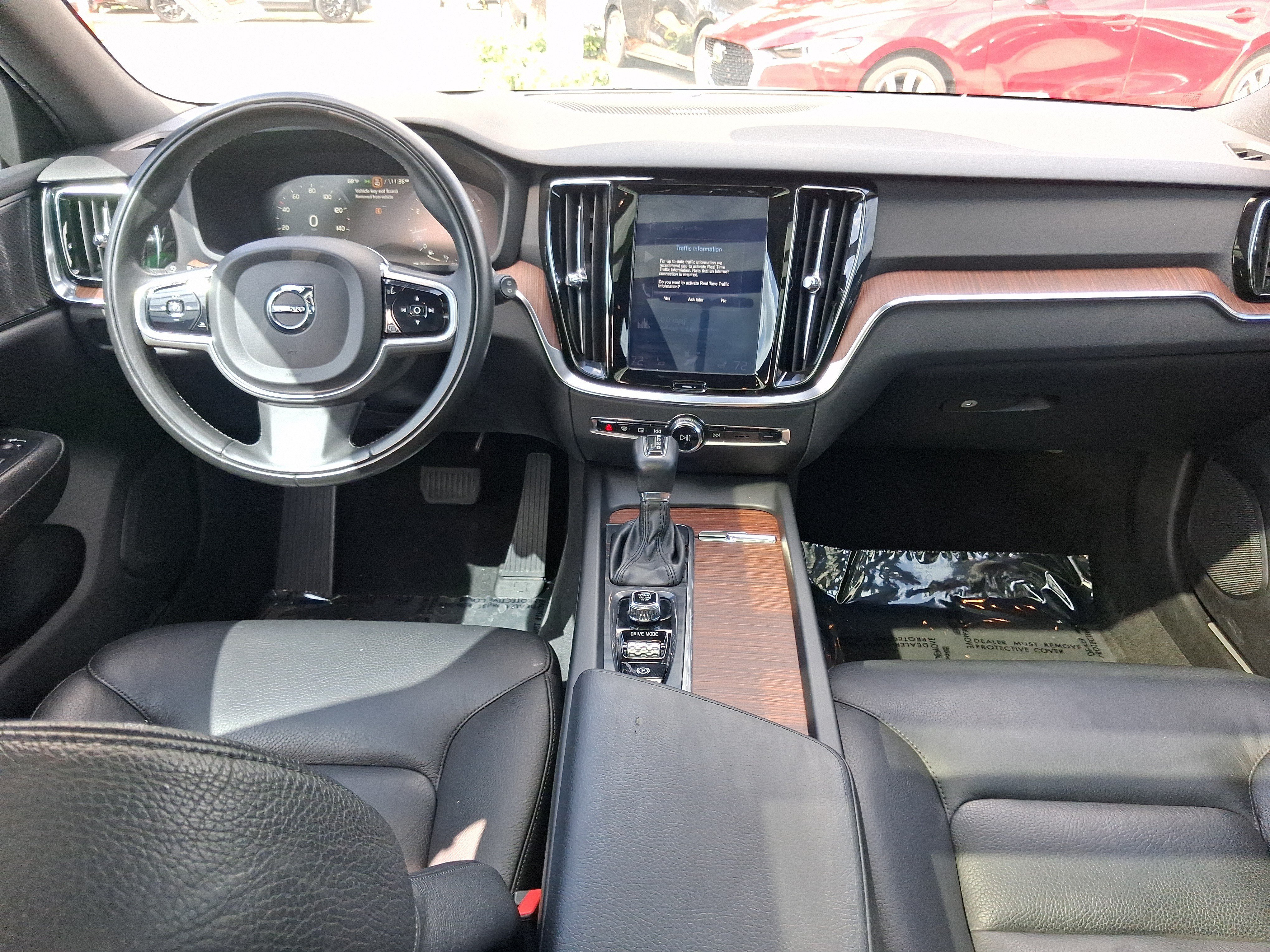 Used 2020 Volvo V60 T5 Momentum FWD image 8