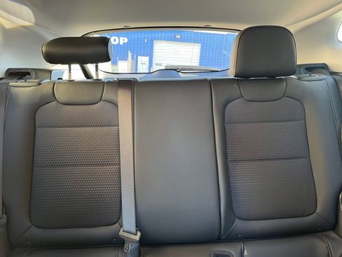 Used 2025 Chevrolet Trax LT image 37