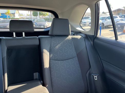 Used 2025 Toyota RAV4 XLE w/ Convenience Package image 39