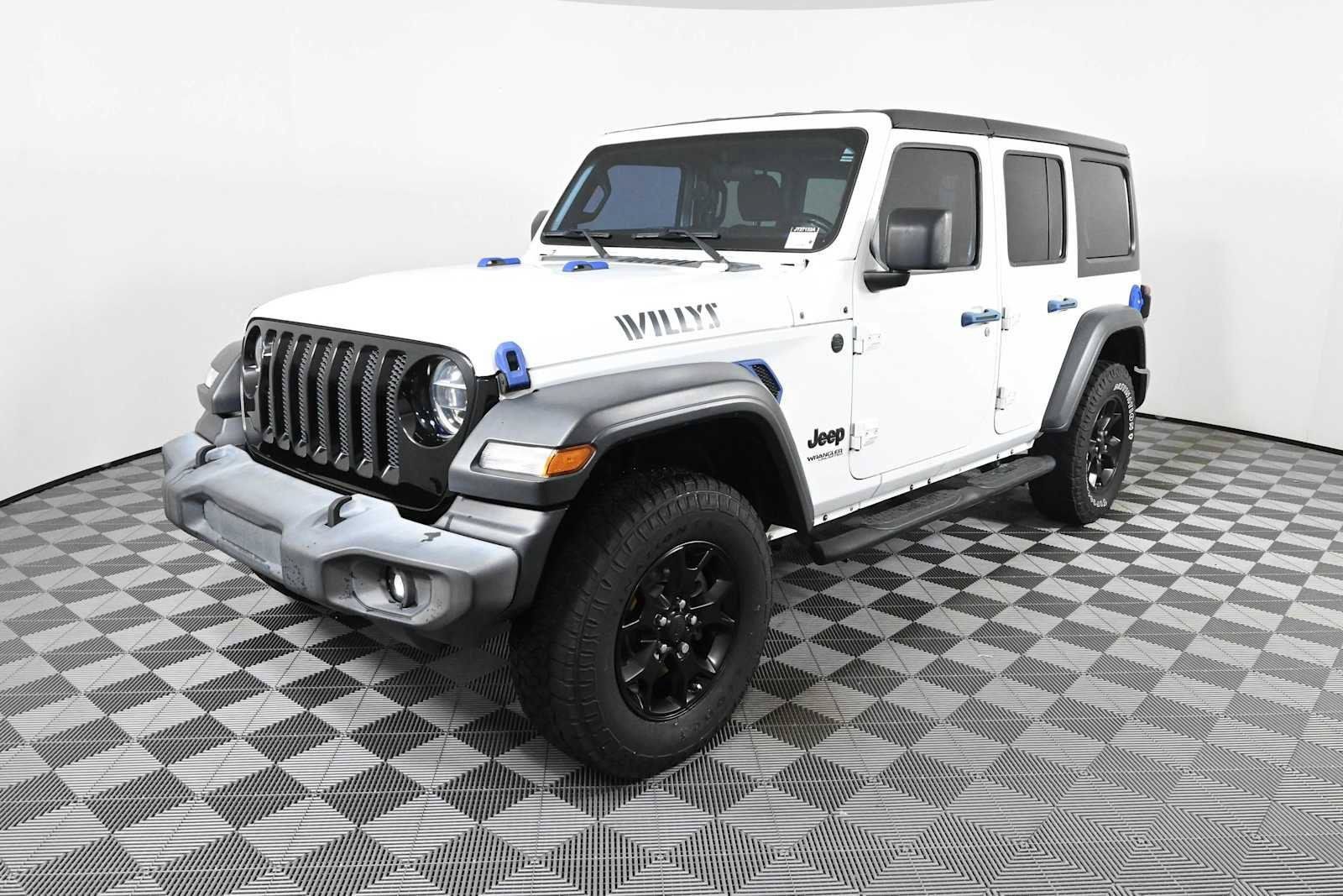 Used 2020 Jeep Wrangler Unlimited Sport AWD/4WD image 2