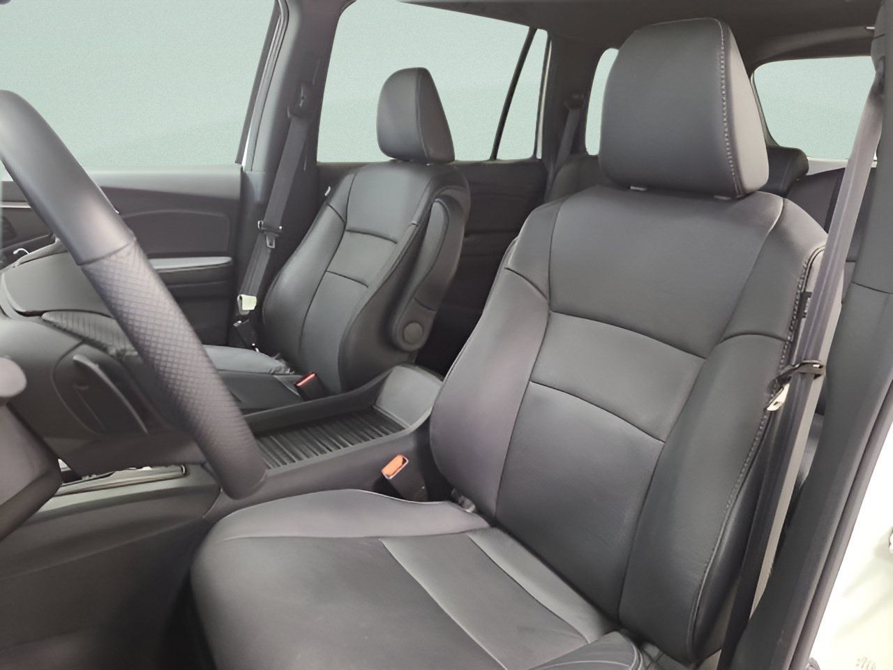 Used 2023 Honda Passport EX-L image 19