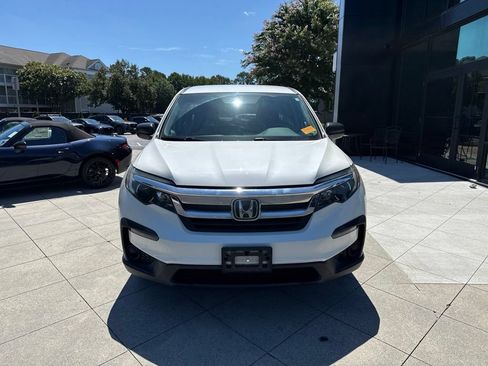 Used 2019 Honda Pilot LX image 2