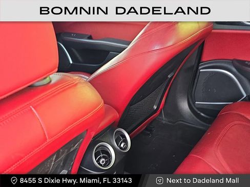 Used 2019 Alfa Romeo Giulia w/ Quick Order Package 22K Sport image 11
