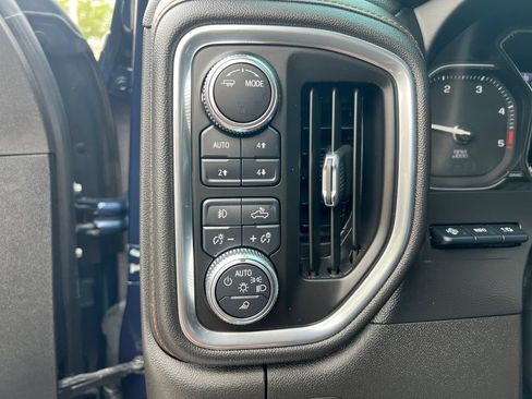 Used 2021 GMC Sierra 2500 AT4 w/ AT4 Premium Plus Package AWD/4WD image 13