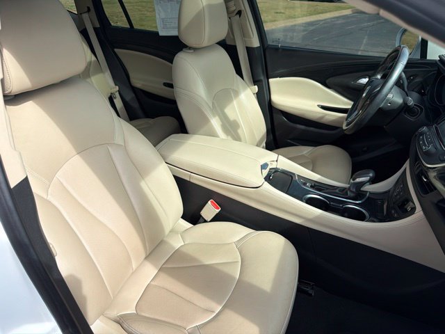Used 2017 Buick Envision Essence FWD image 41